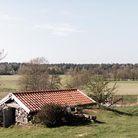 Backgardens Turism & Kultur Villa Buitenkant foto